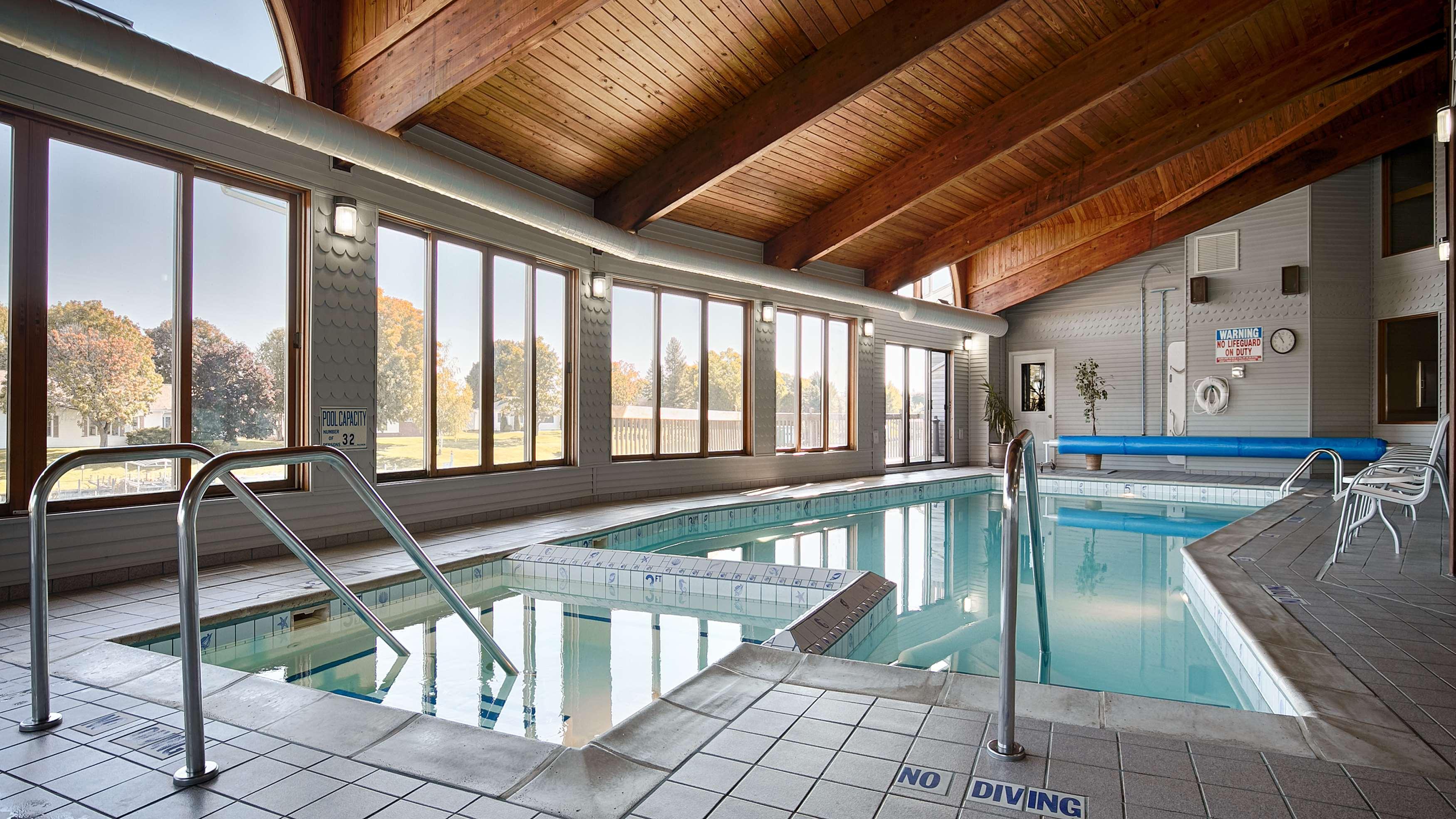 Best Western River Terrace Cheboygan Room photo