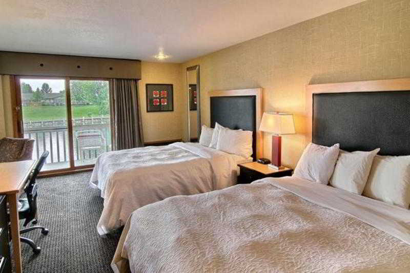 Best Western River Terrace Hotel Cheboygan Room photo