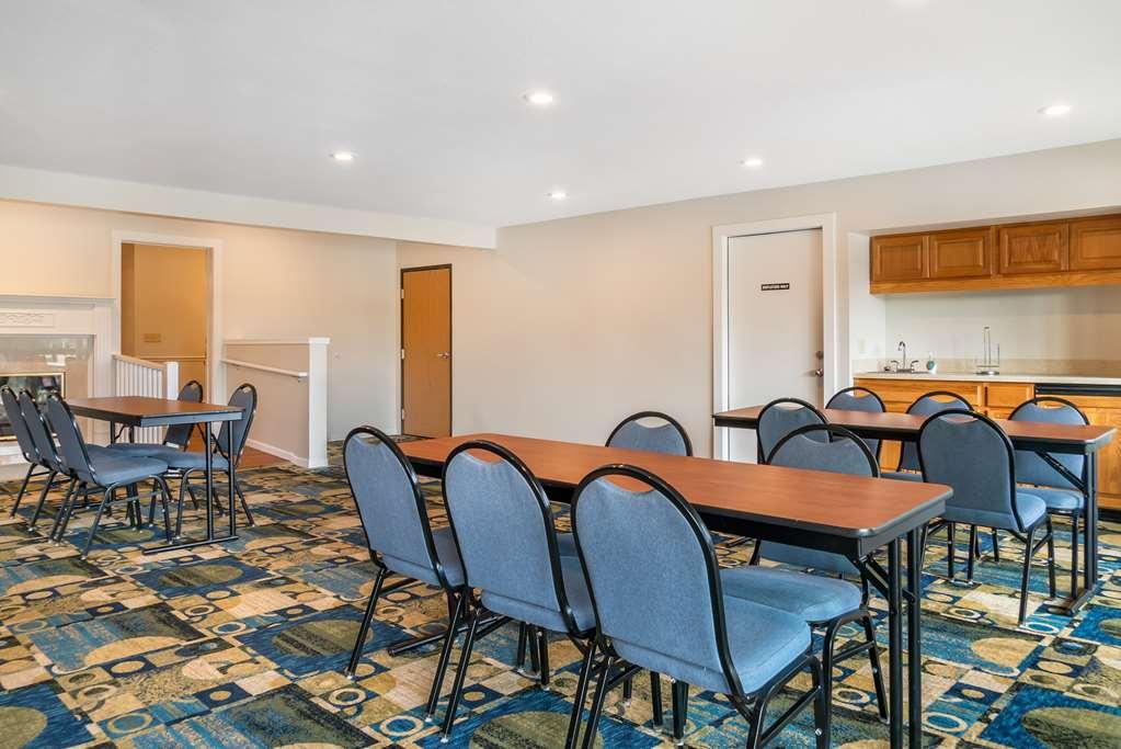 Best Western River Terrace Hotel Cheboygan Facilities photo