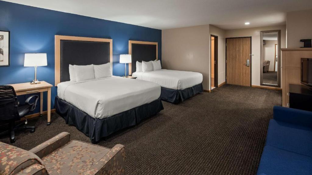 Best Western River Terrace Cheboygan Exterior photo