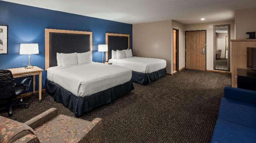 Best Western River Terrace Cheboygan Exterior photo